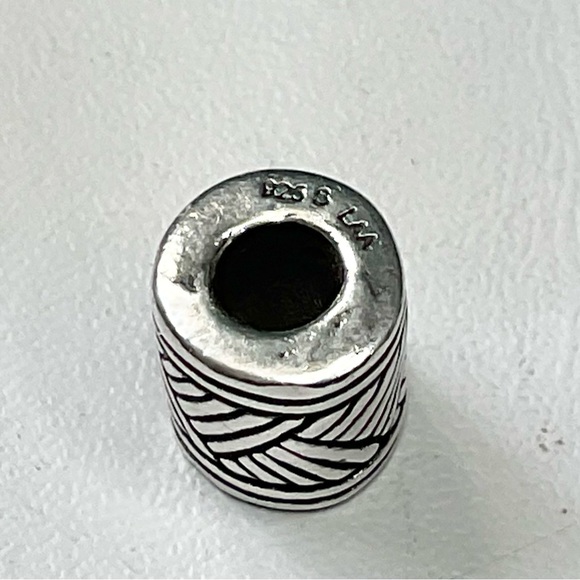 Trollbeads LAA “Drumbeat” Bead - Picture 2 of 6